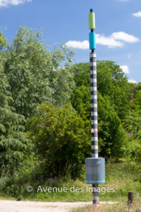 Water level marker