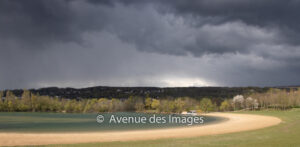 Clouds and white balance