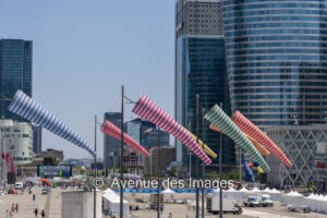 Ring of Windsocks in front of the Grande Arche